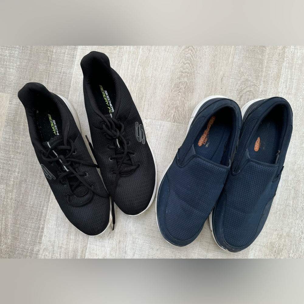 Mens Sketchers memory foam sneakers